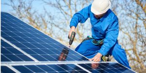 Installation Maintenance Panneaux Solaires Photovoltaïques à Montamat